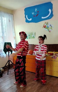 klouni 10